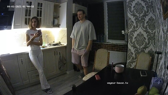 realm8-cam12-1743459405