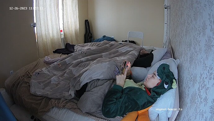 realm92-cam18-1703597366