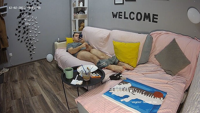 realm107-cam15-1764691339