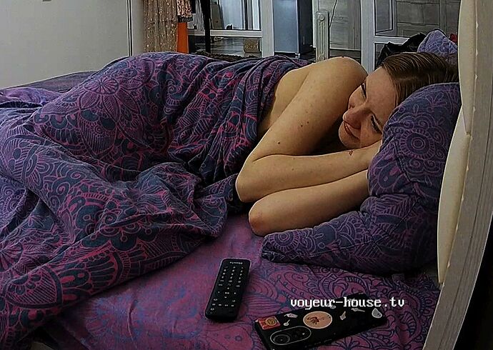 Shana_260407_smile_bedroom_@_Shana_realm64_01