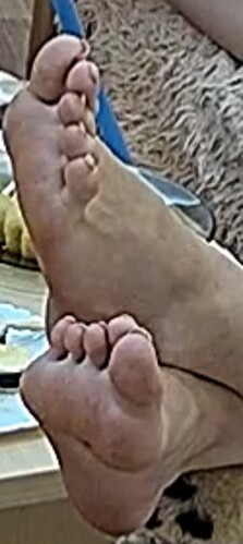 feet Alisa 9-2-22