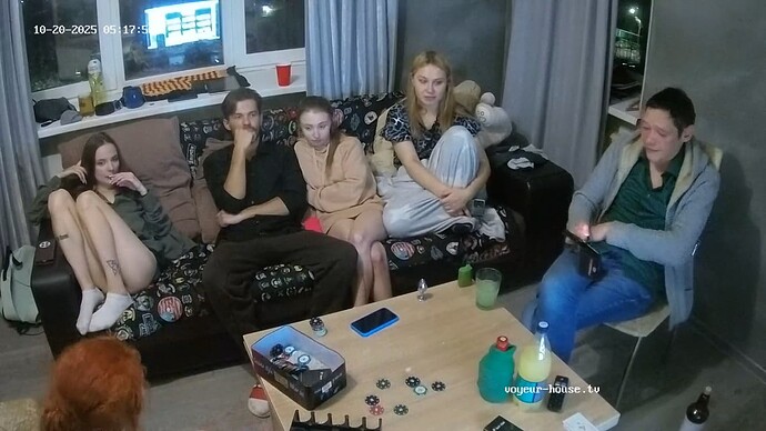 Screenshot 2025-10-20 at 04-18-33 Living room camera at Evelyn Lippo reallifecam apartment at Voyeur House TV (cam14)