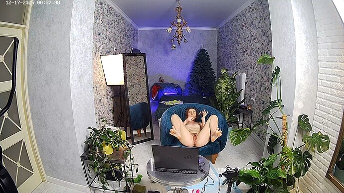 realm35-cam18-1765925917