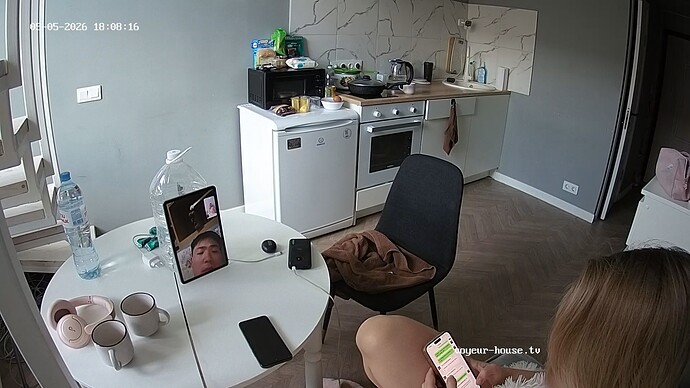 realm112-cam12-1777993735