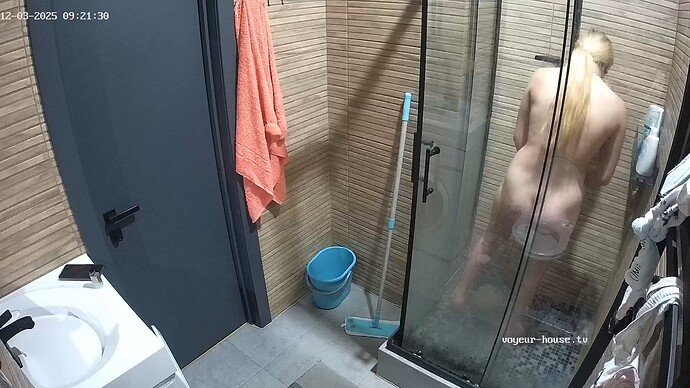 realm108-cam19-1764742985