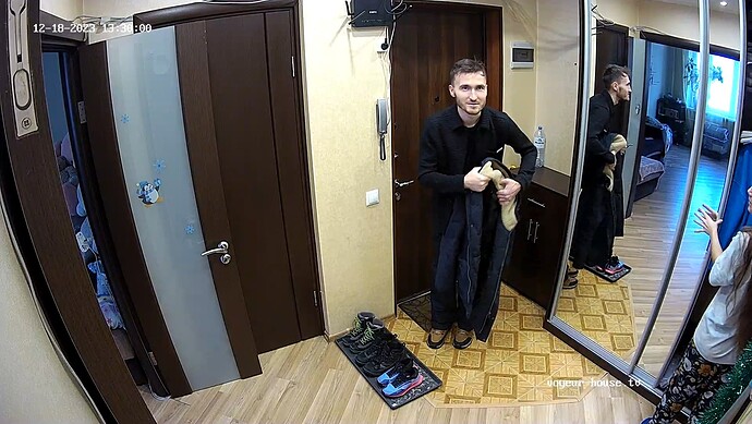 realm37-cam113-1702896630