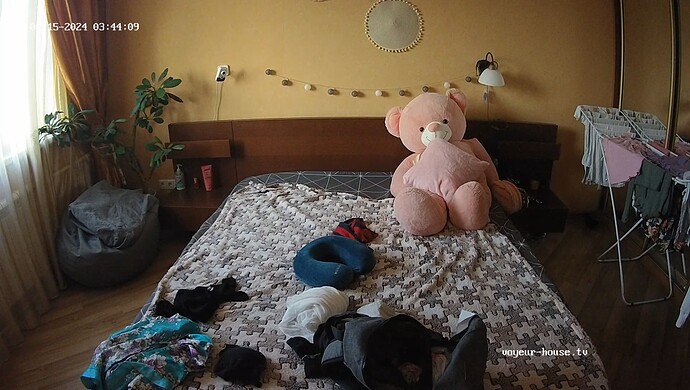 realm37-cam18-1718412285