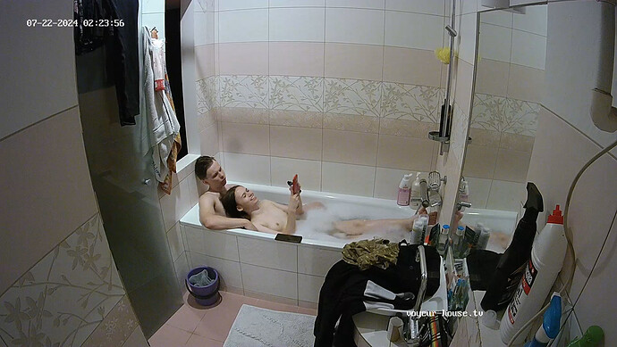 realm69-cam19-1721677664