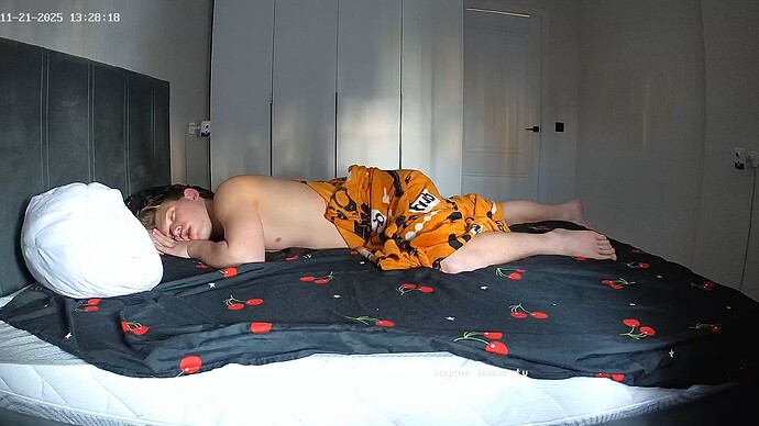 realm5-cam18-1763720937