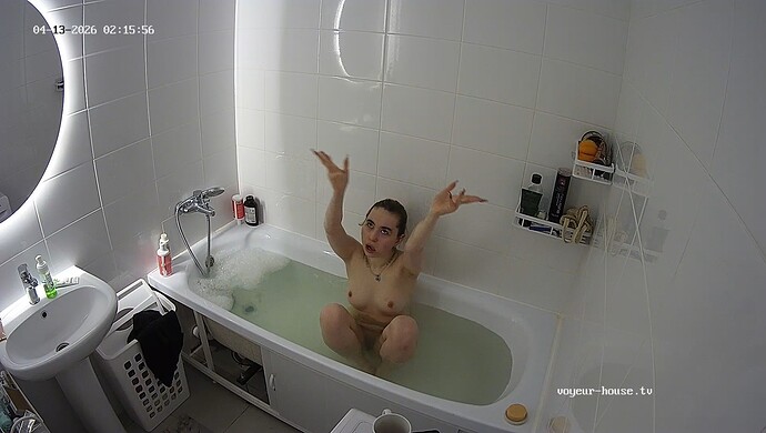 realm143-cam110-1776093292