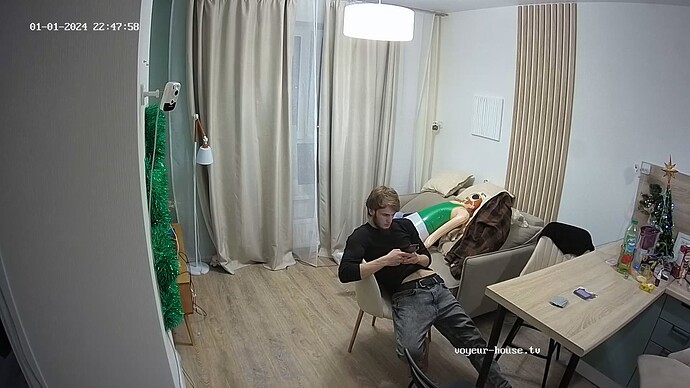 realm33-cam13-1704138510