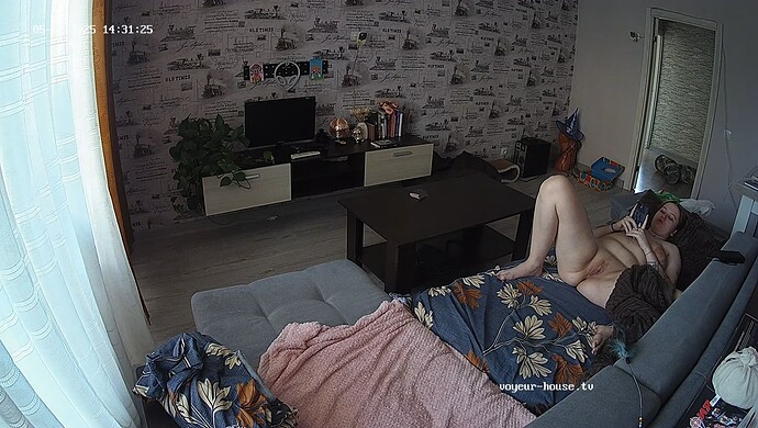 realm64-cam14-1746358317