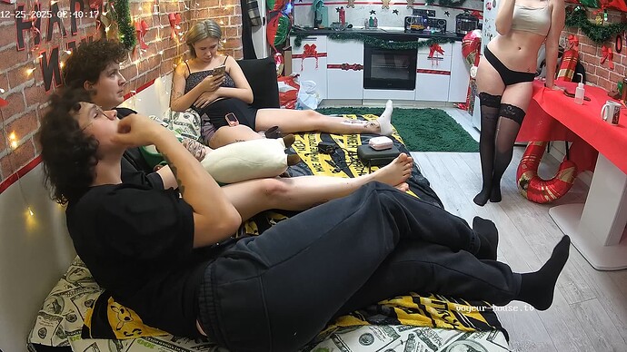 realm5-cam14-1766619657