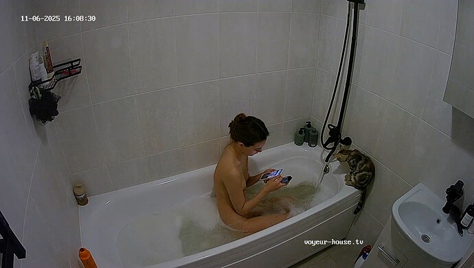 realm13-cam19-1762434732