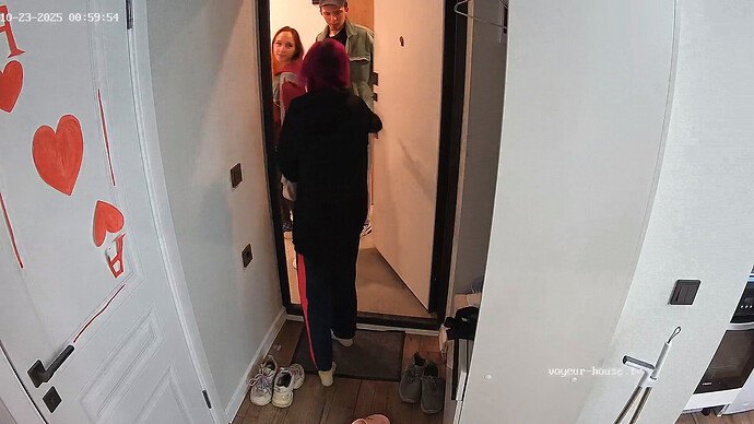 realm42-cam110-1761170430