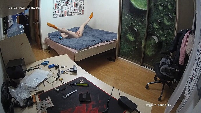 realm132-cam18-1767452298