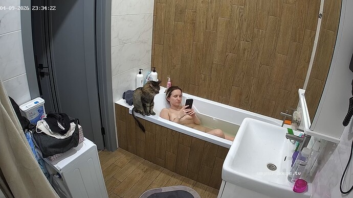 realm42-cam19-1775766975