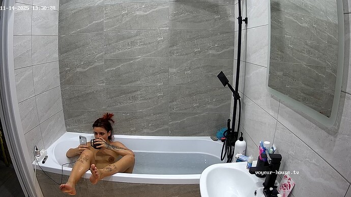 realm5-cam19-1763145281