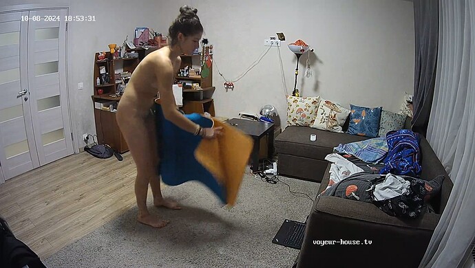 realm71-cam15-1728422206