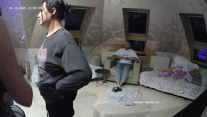 realm8-cam15-1760216322