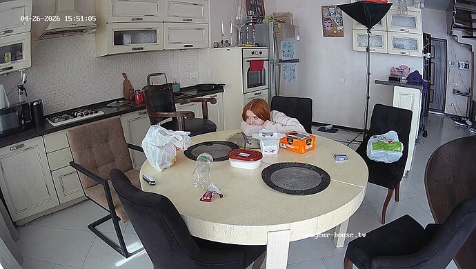 realm8-cam12-1777207907