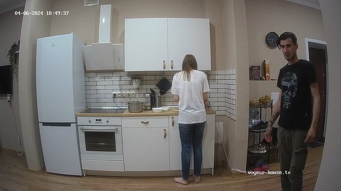 realm12-cam12-1712411416