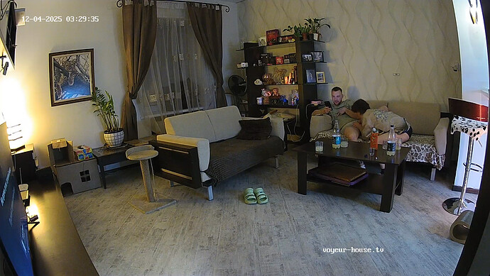 realm64-cam13-1764849399