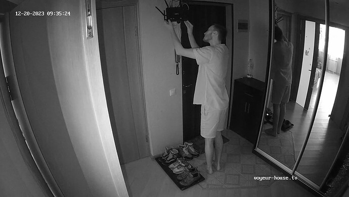 realm37-cam113-1703054160