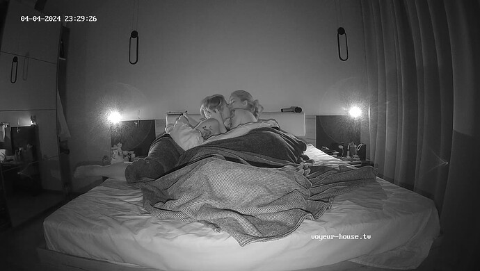 realm8-cam18-1712262600