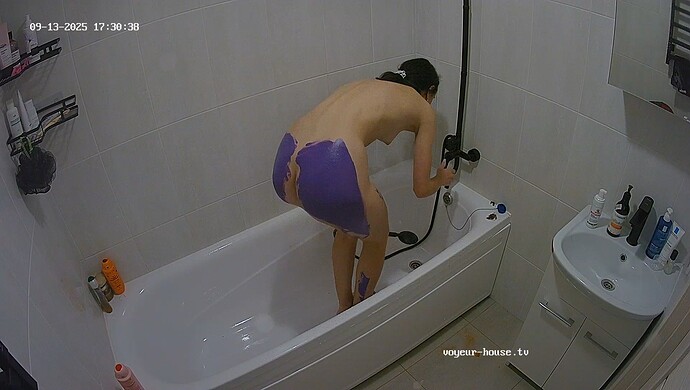 realm13-cam19-1757773875