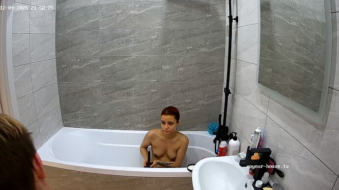 realm5-cam19-1764940168