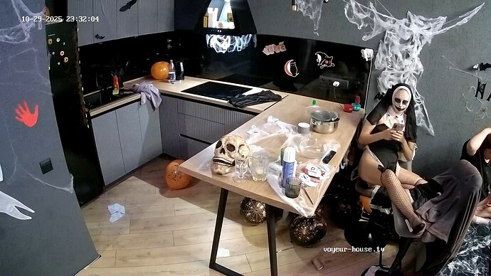 realm108-cam11-1761773558