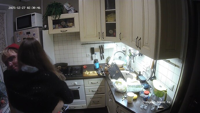 realm7-cam12-1766791959