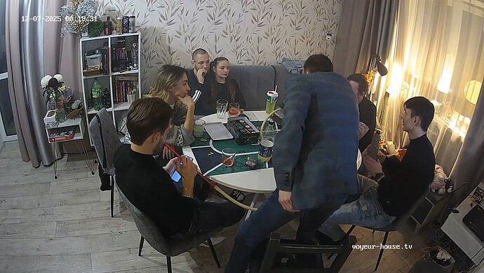 realm18-cam15-1765128076