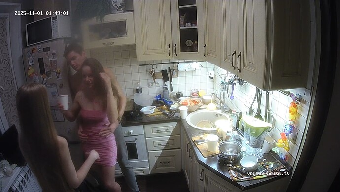 realm7-cam12-1761951006