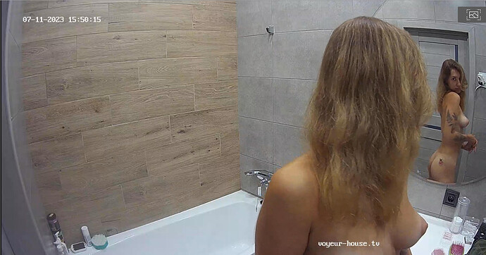 Screenshot 2023-07-11 at 09-14-47 Bathroom camera at Amelie & Lucas reallifecam apartment at Voyeur House TV (cam19)