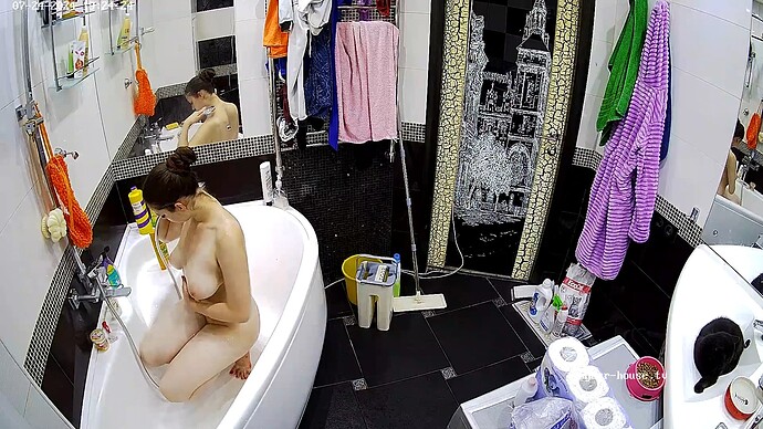 realm11-cam112-1721880117