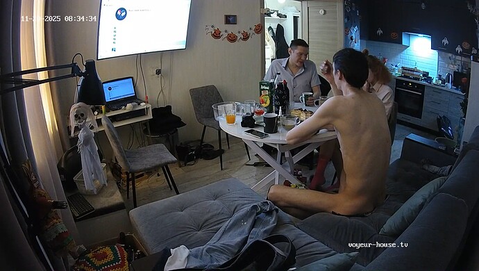 realm18-cam13-1763633960