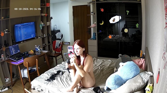 realm164-cam15-1786361423