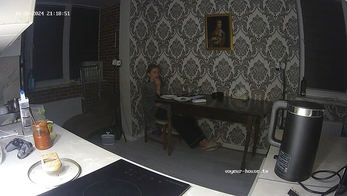 videoframe_191934
