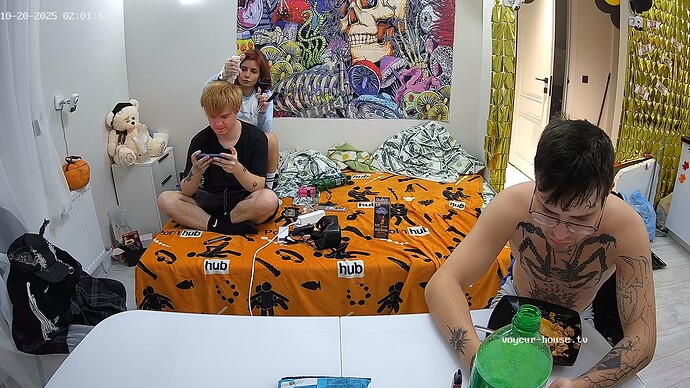 realm5-cam15-1760914949