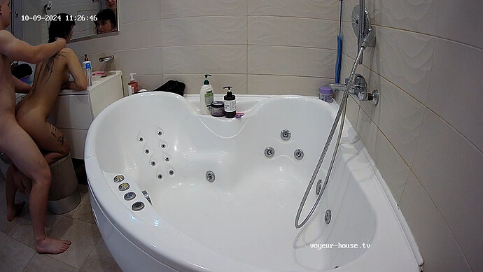 realm47-cam111-1728503667