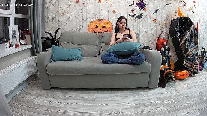 realm56-cam15-1762885274