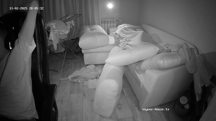 realm18-cam110-1762103197