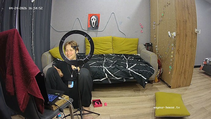 realm42-cam14-1777038933