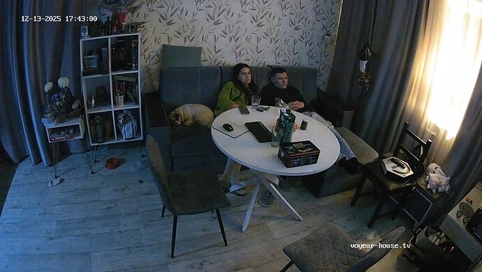 realm18-cam15-1765637018