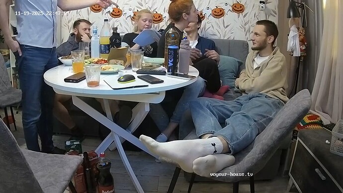 realm18-cam14-1763581718