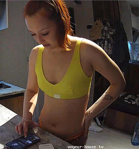 Screenshot 2023-08-23 at 00-56-13 Bedroom camera at Nikki reallifecam apartment at Voyeur House TV (cam16)