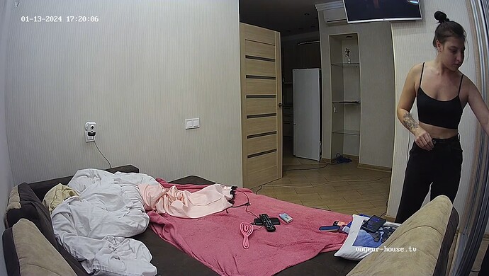 realm23-cam19-1705169780