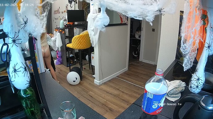 realm42-cam12-1762038931